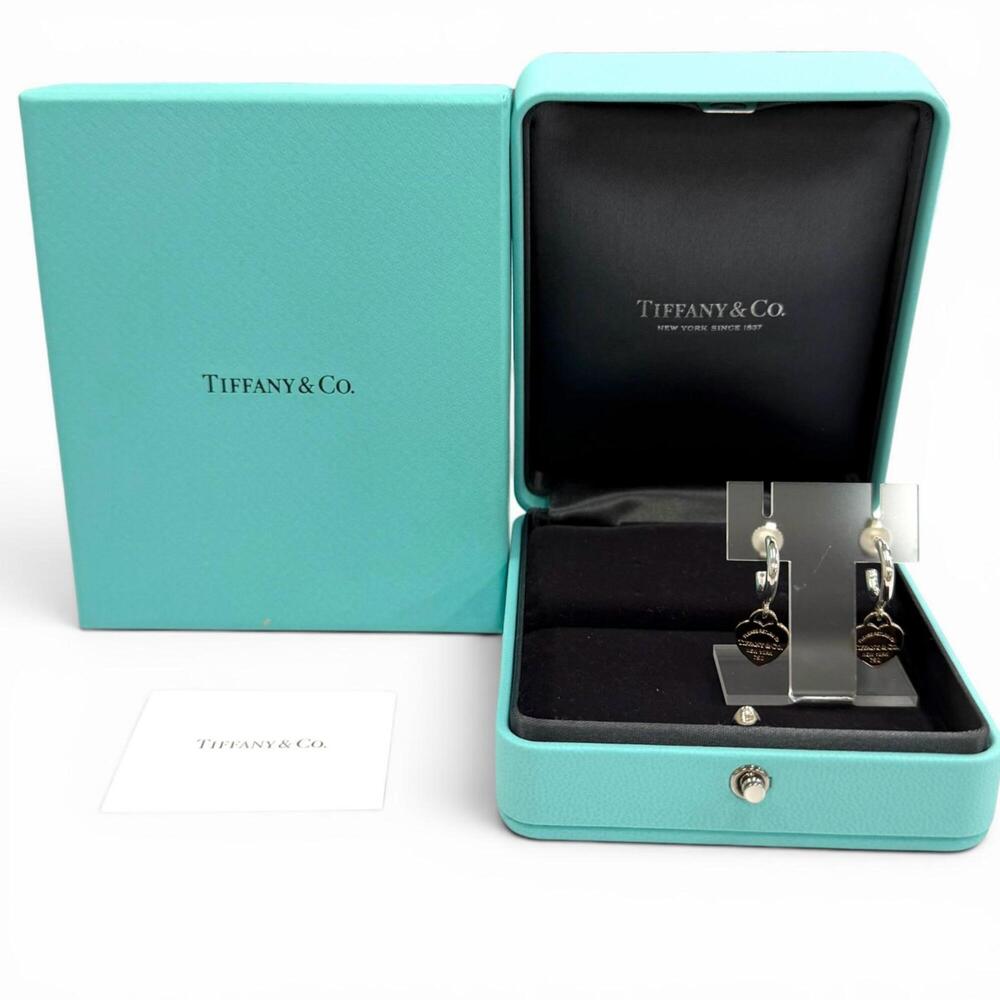 TIFFANY Authentic Gold Heart Earrings - Picture 2 of 8